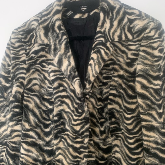 FORWEAR NEW YORK Coat - Picture 2 of 3